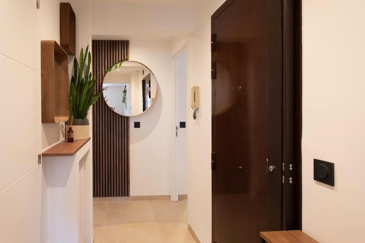 #41 Staywizus - Flat For 6, 3 Bdr Parking Wifi 5mins Walk Tram T1 Appartement