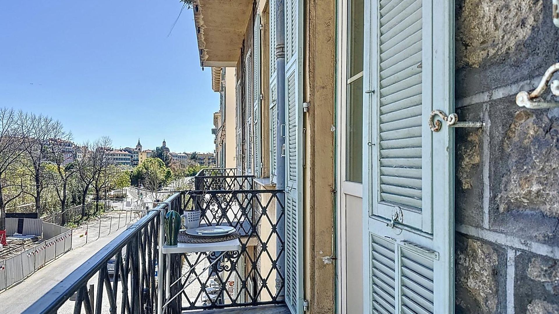 Apartment 3 Air-conditioned With Unobstructed View Nice