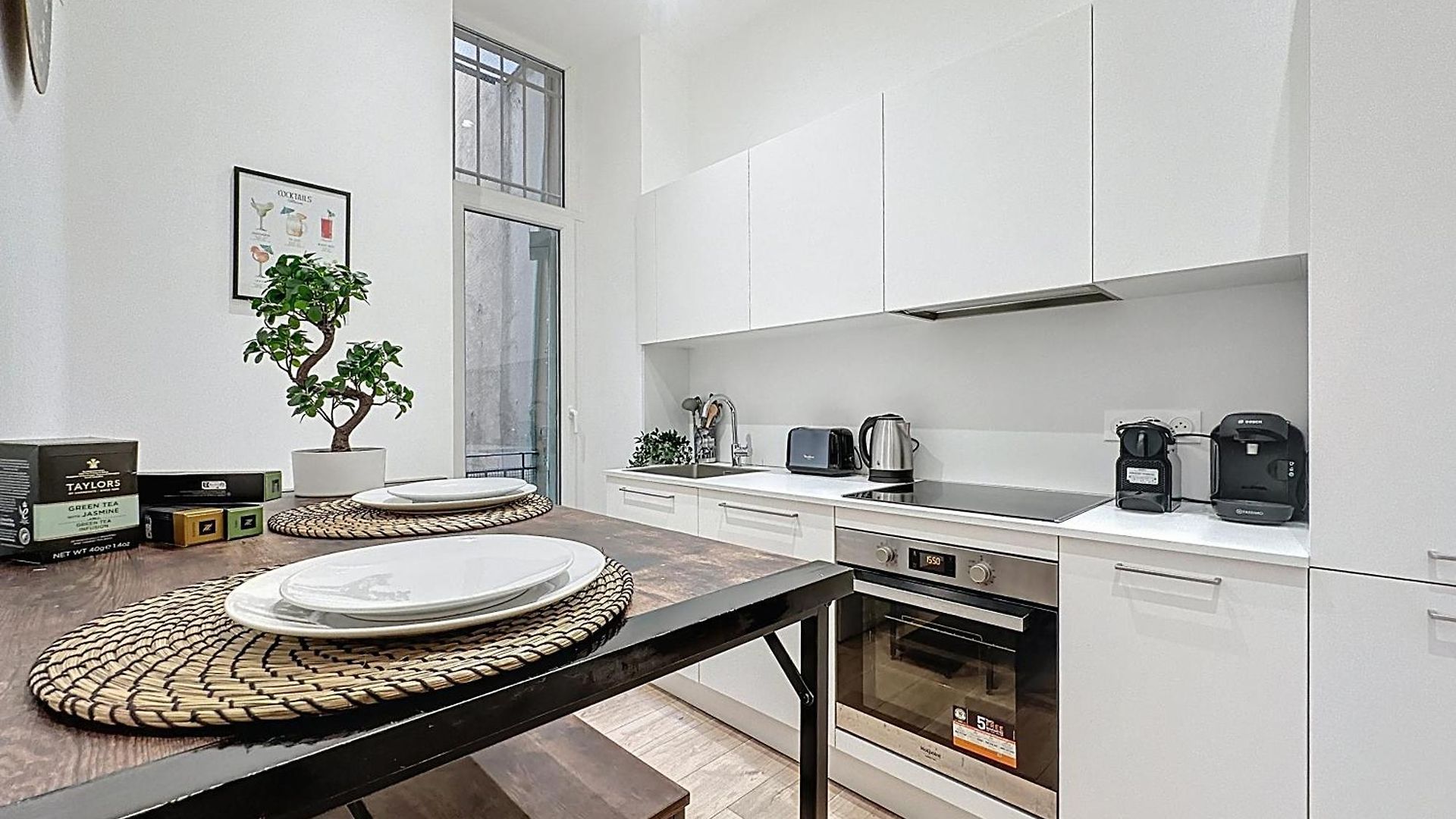 3 Air-conditioned With Unobstructed View Apartment