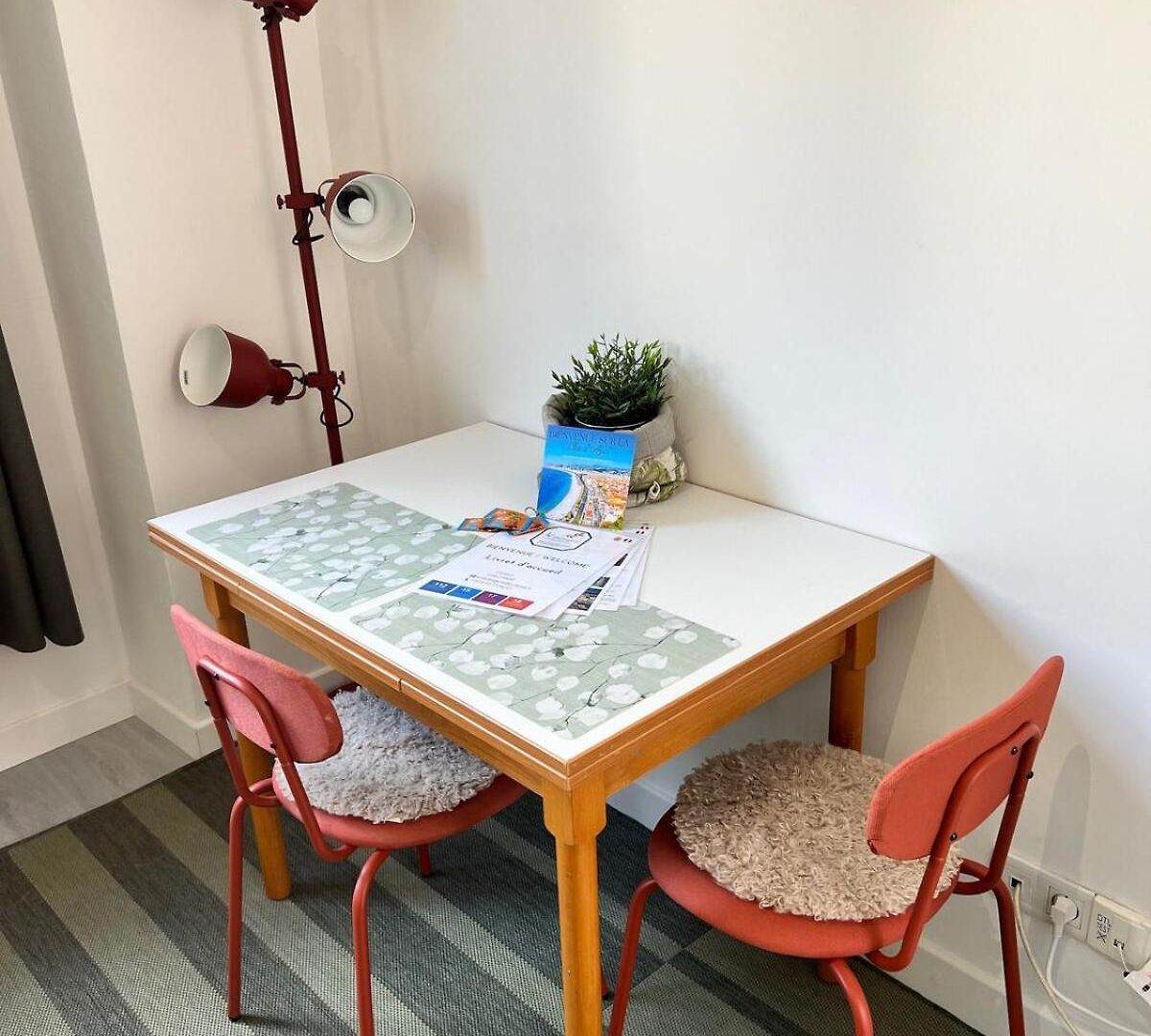 Moderne équipé à *
