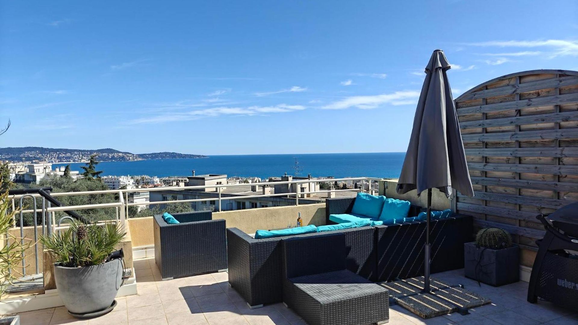 Toit Terrasse Nice-ouest Avec Parking, Clim Et Piscine Nice