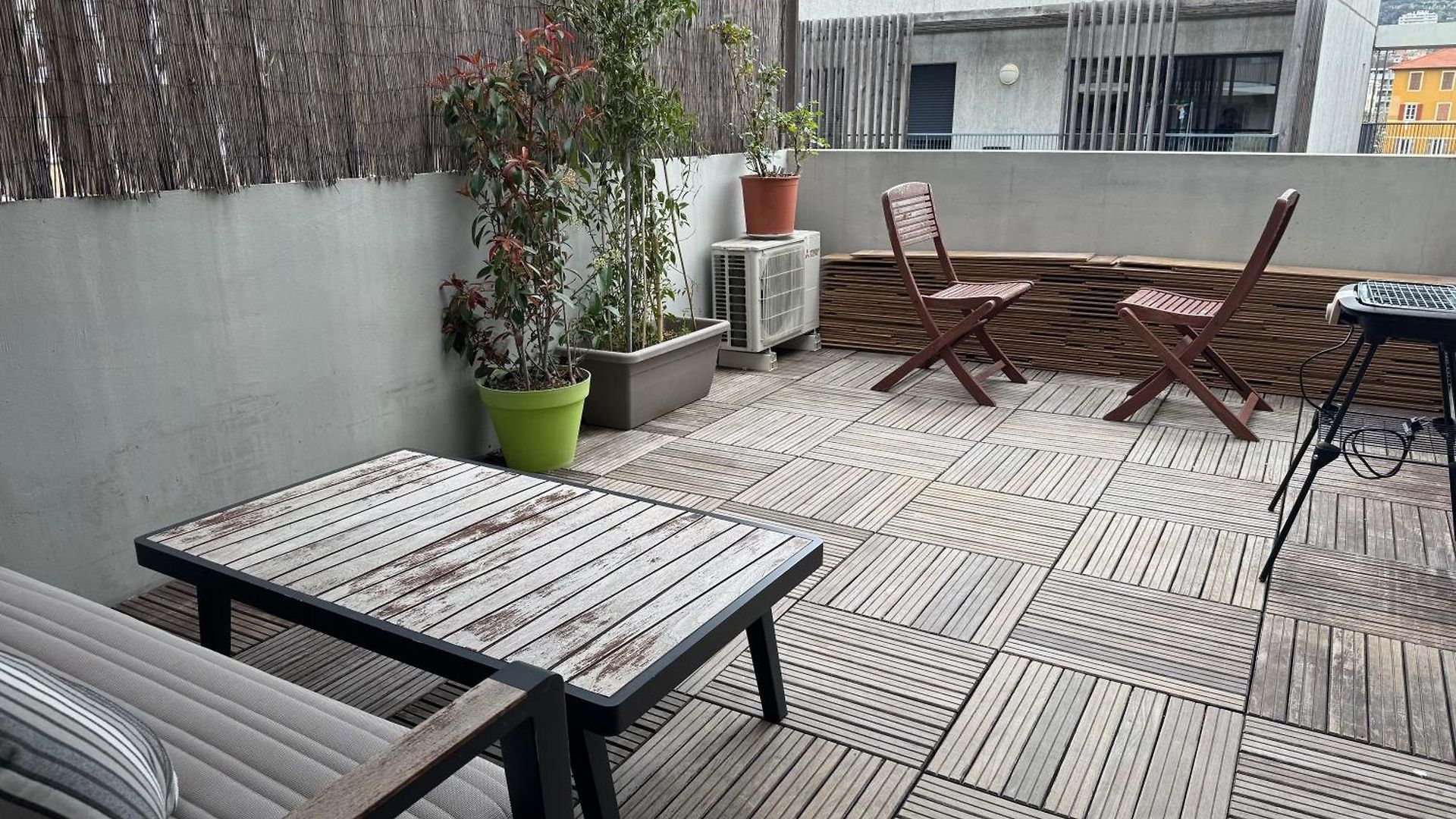 Apartment Beau Avec Belle Terrasse Au Centre De