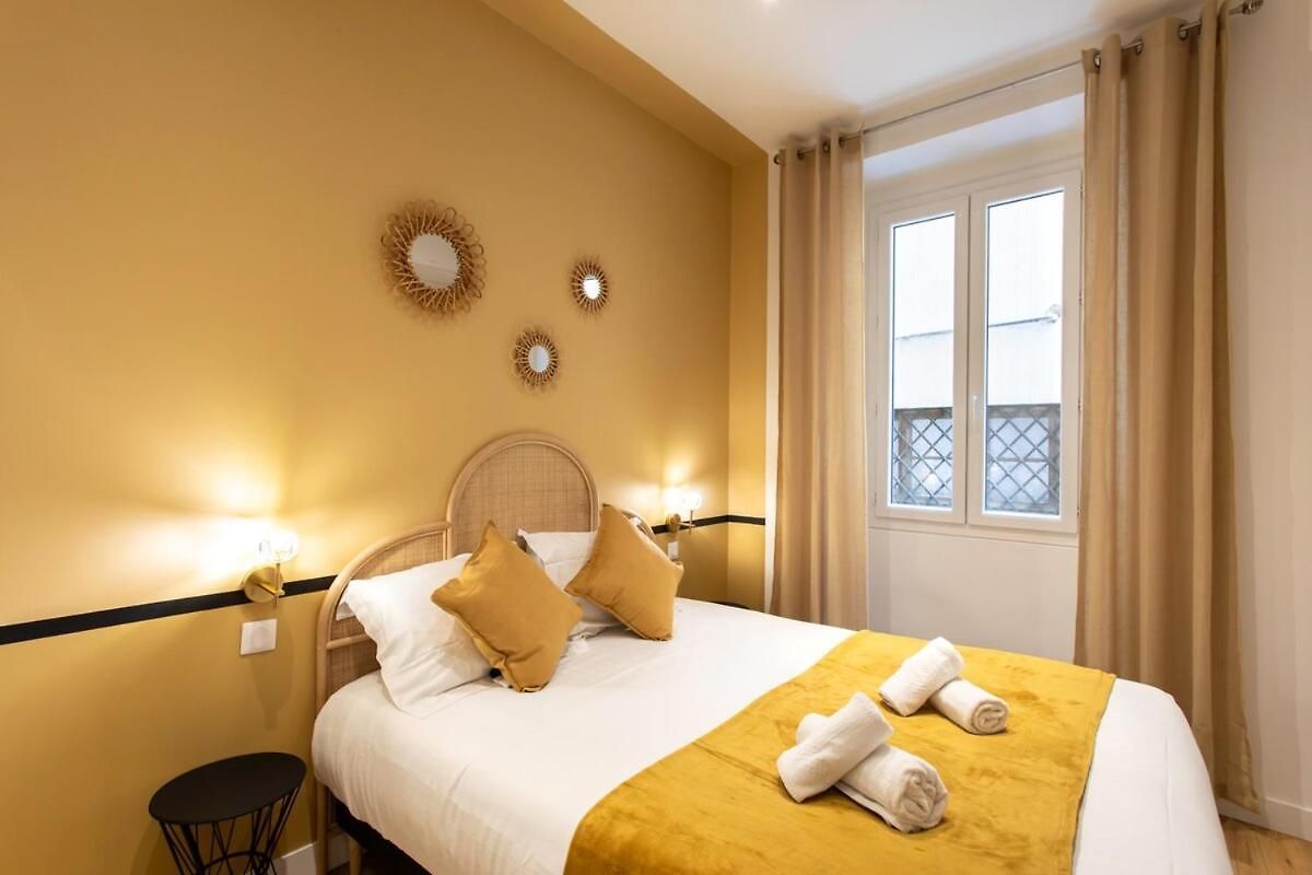 #34 Staywizus - Lamartine 3 Bdr Ac Balcony 10mins Walk To Old Town Appartement