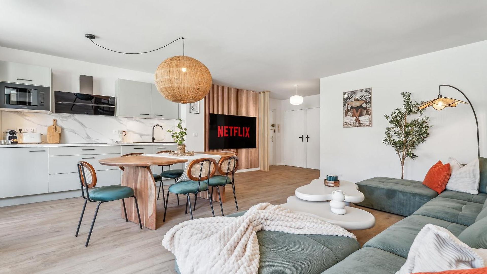 Renting - Fleurs - Luxury Terrace Quiet Private Parking