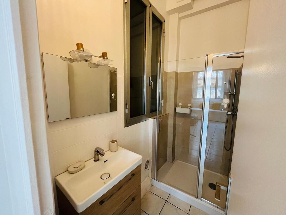 Appartement Spacious And Modern Nice