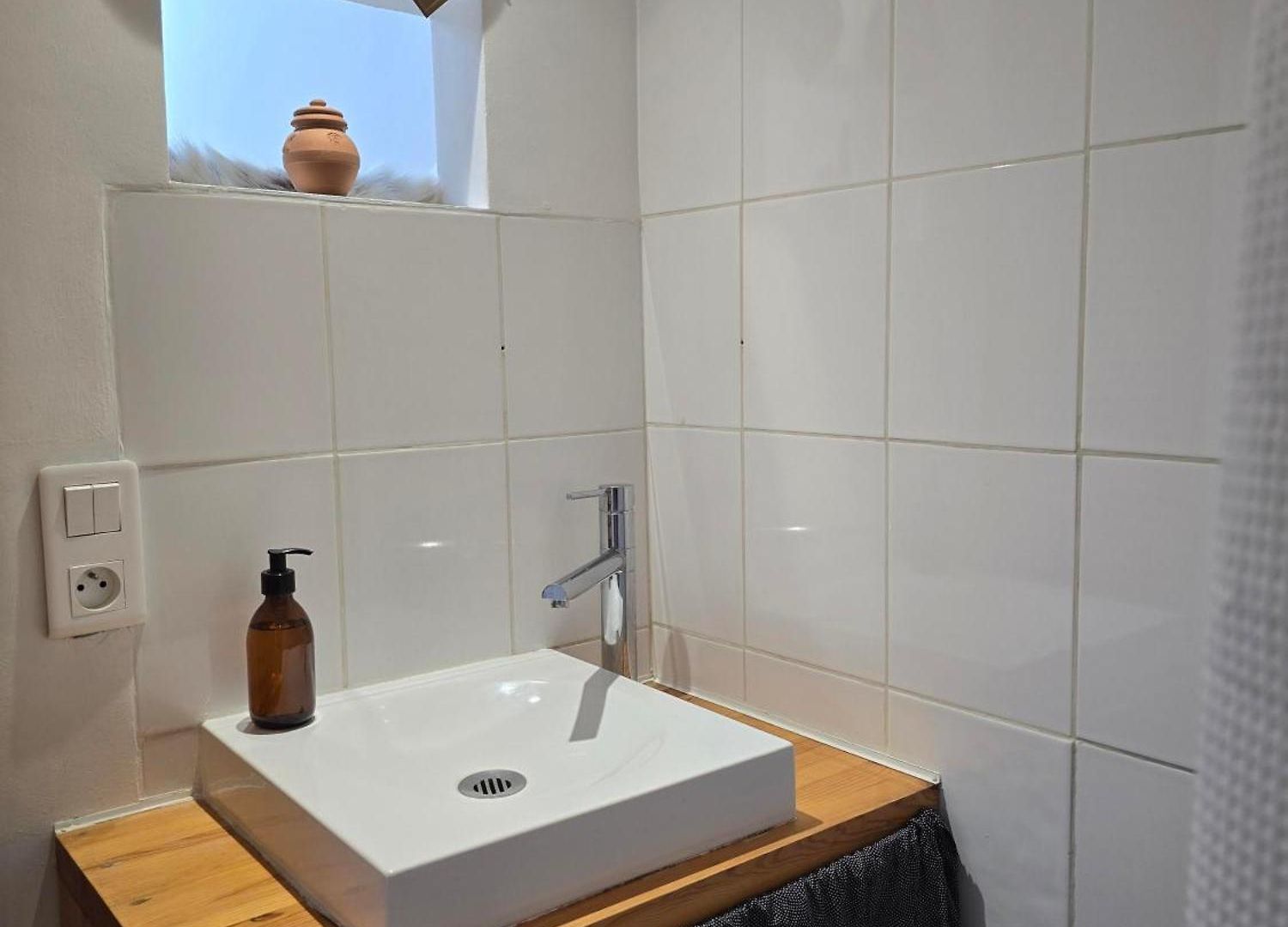 Deux Pièces Dans Le Quartier Du Port Nice
