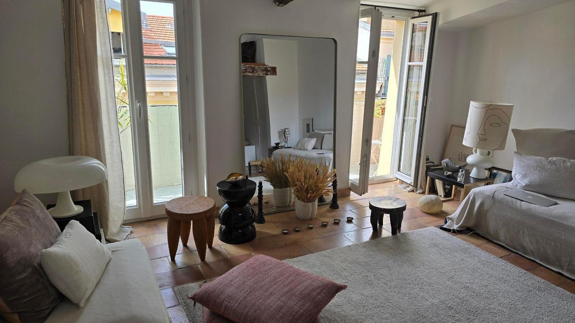 Appartement Deux Pièces Dans Le Quartier Du Port