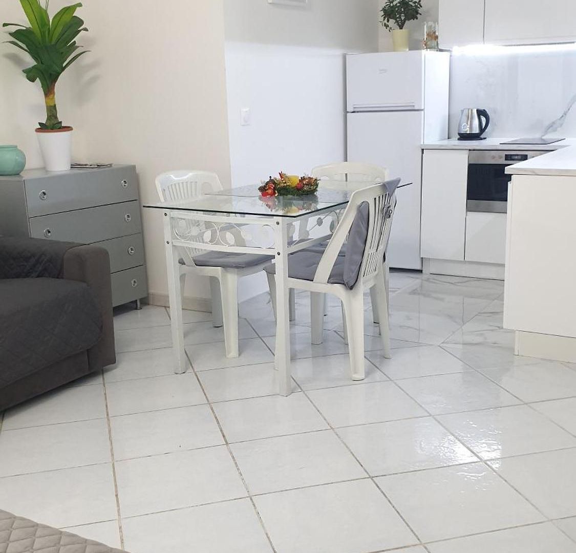 Place Close To The Ac Air , Wi Fi, Parking Appartement *
