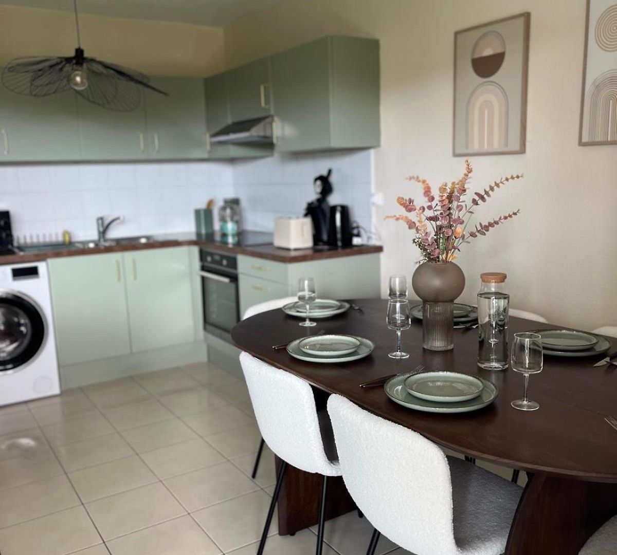 Apartment French Riviera, Parking Gratuit, Tram L1 Au Pied De L'immeuble *