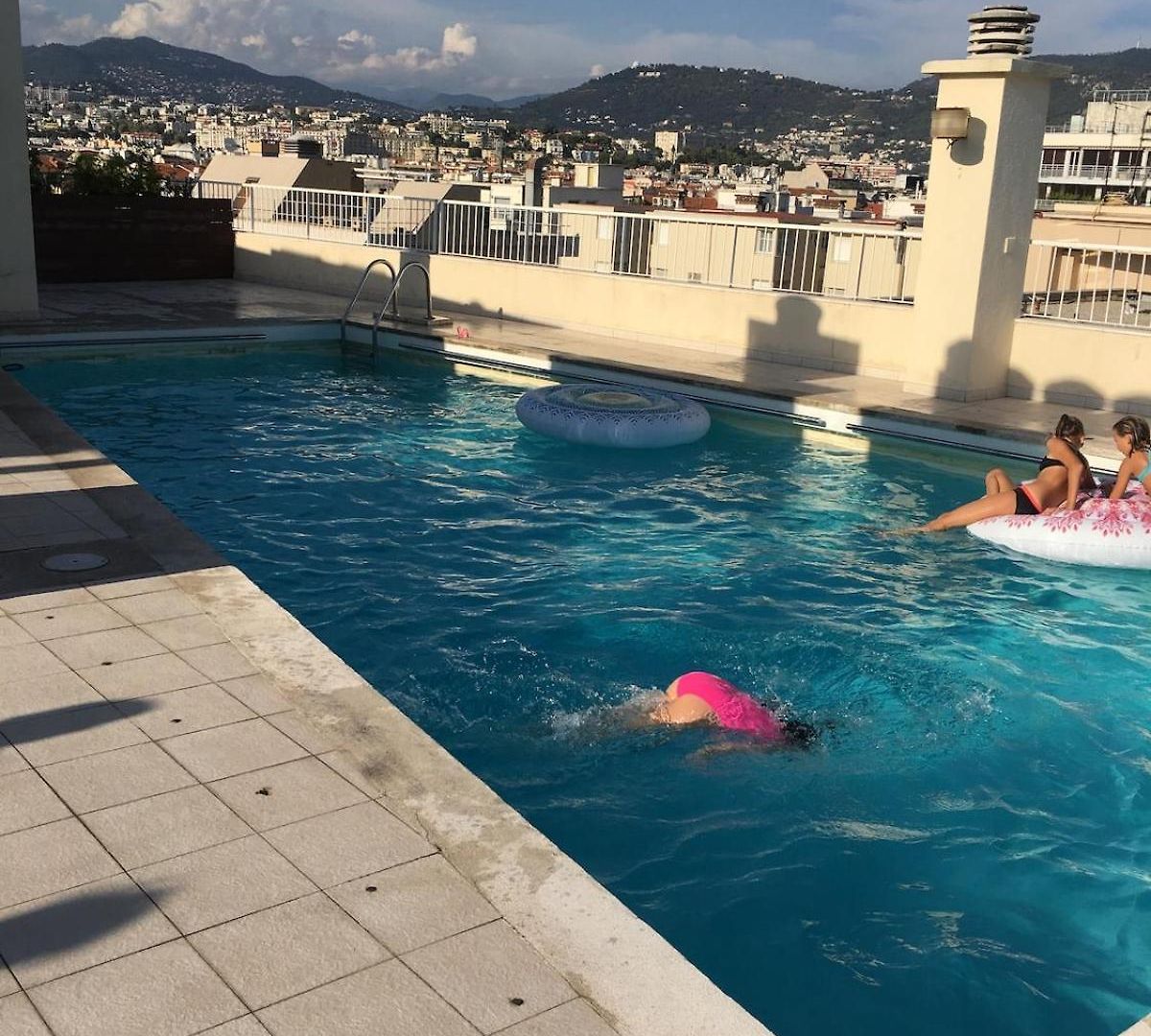 Apartment Et Ses Deux Piscines *