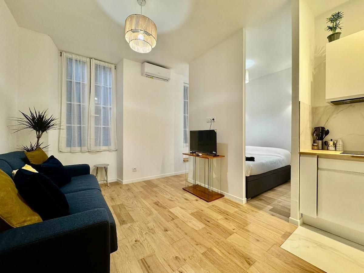 Appartement Charming In The Heart Of Nice