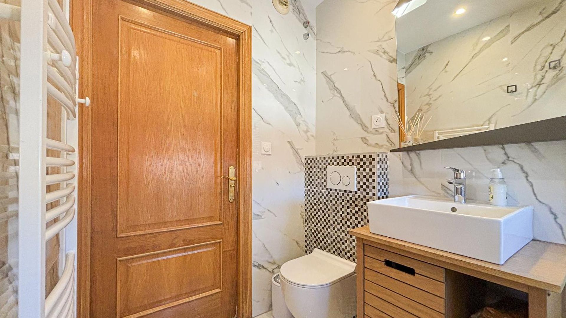 Zara - Wifi, Ac, 4 Pers Appartement
