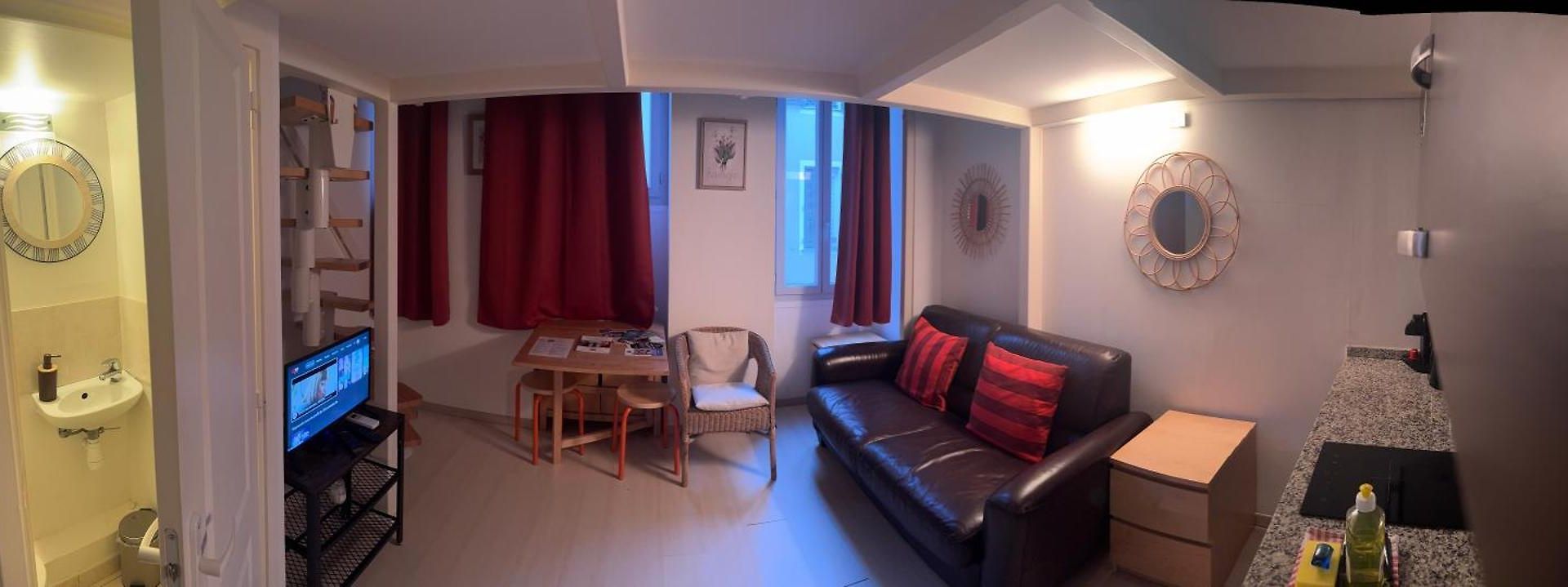 Tranquil With Mezzanine In Carre Dor Hébergement de vacances