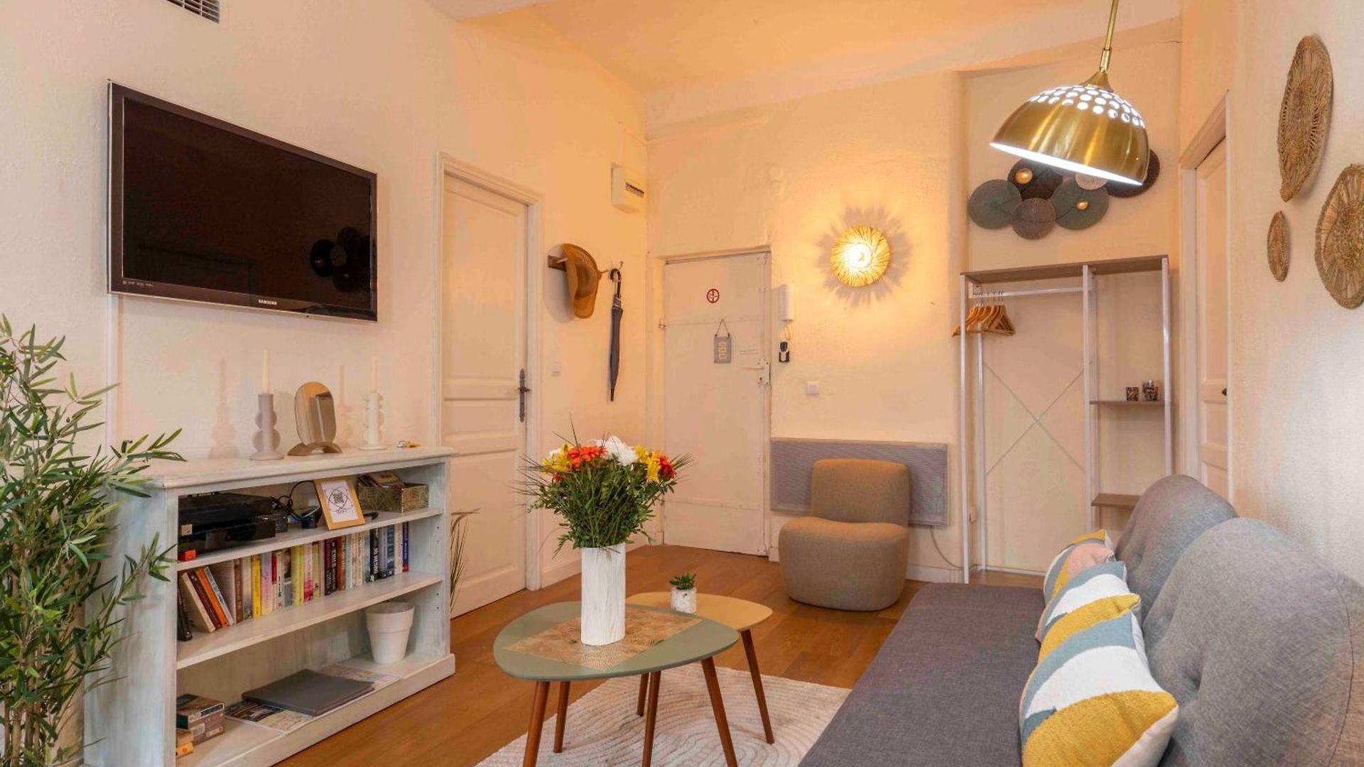 Apartment Charming Flat, Fully Equipped, Air Conditioning, Only 300m - La Loge Nice