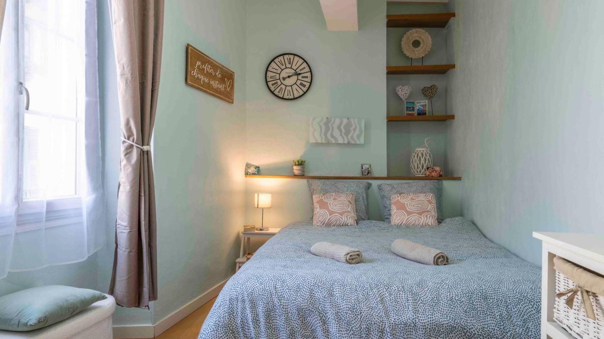 Apartment Charming Flat, Fully Equipped, Air Conditioning, Only 300m - La Loge