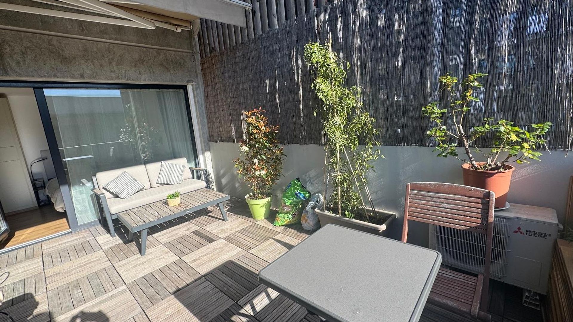 Beau Avec Belle Terrasse Au Centre De Apartment