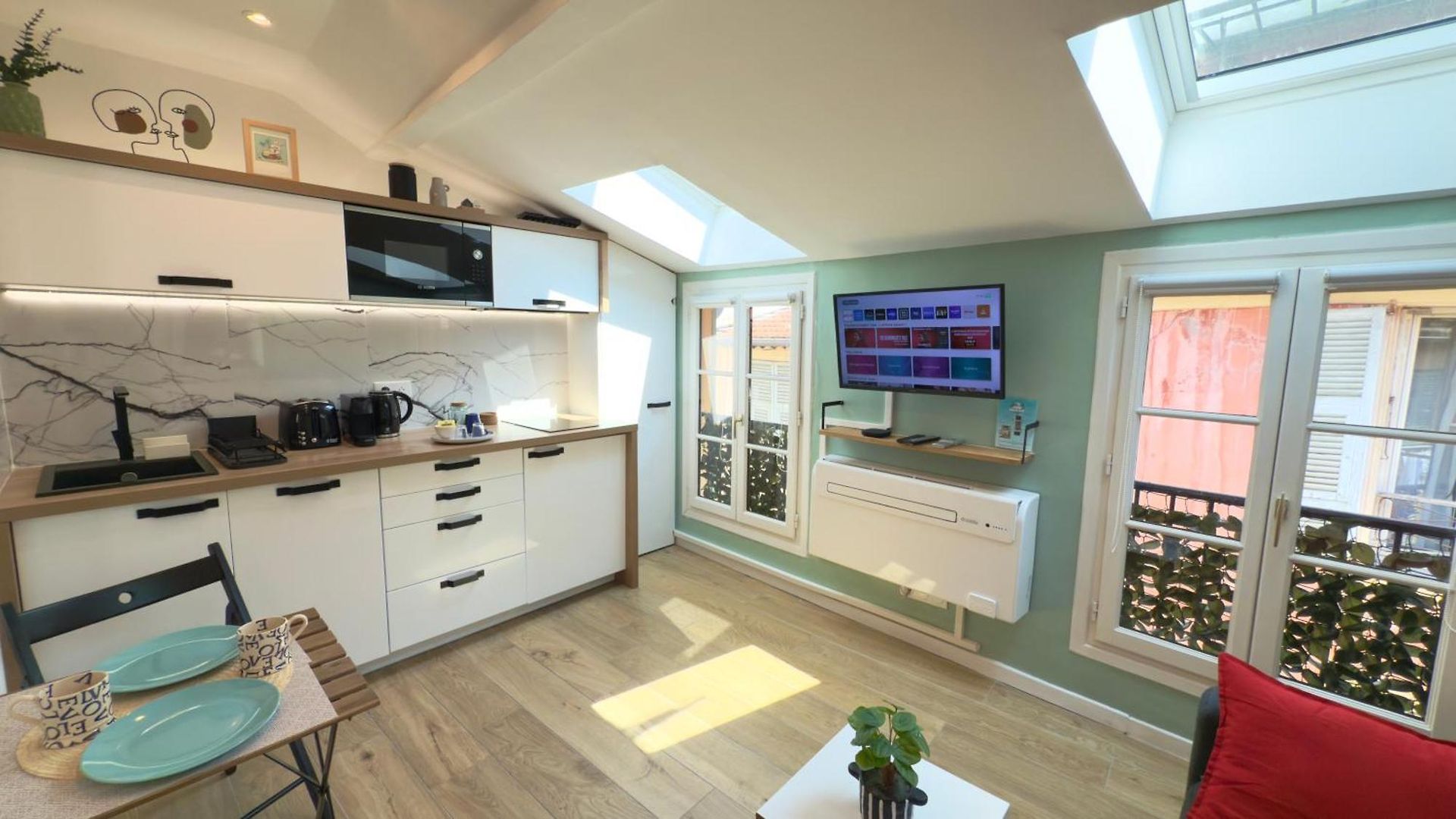 Ze Perfect Place - Magnifique Vieux Appartement