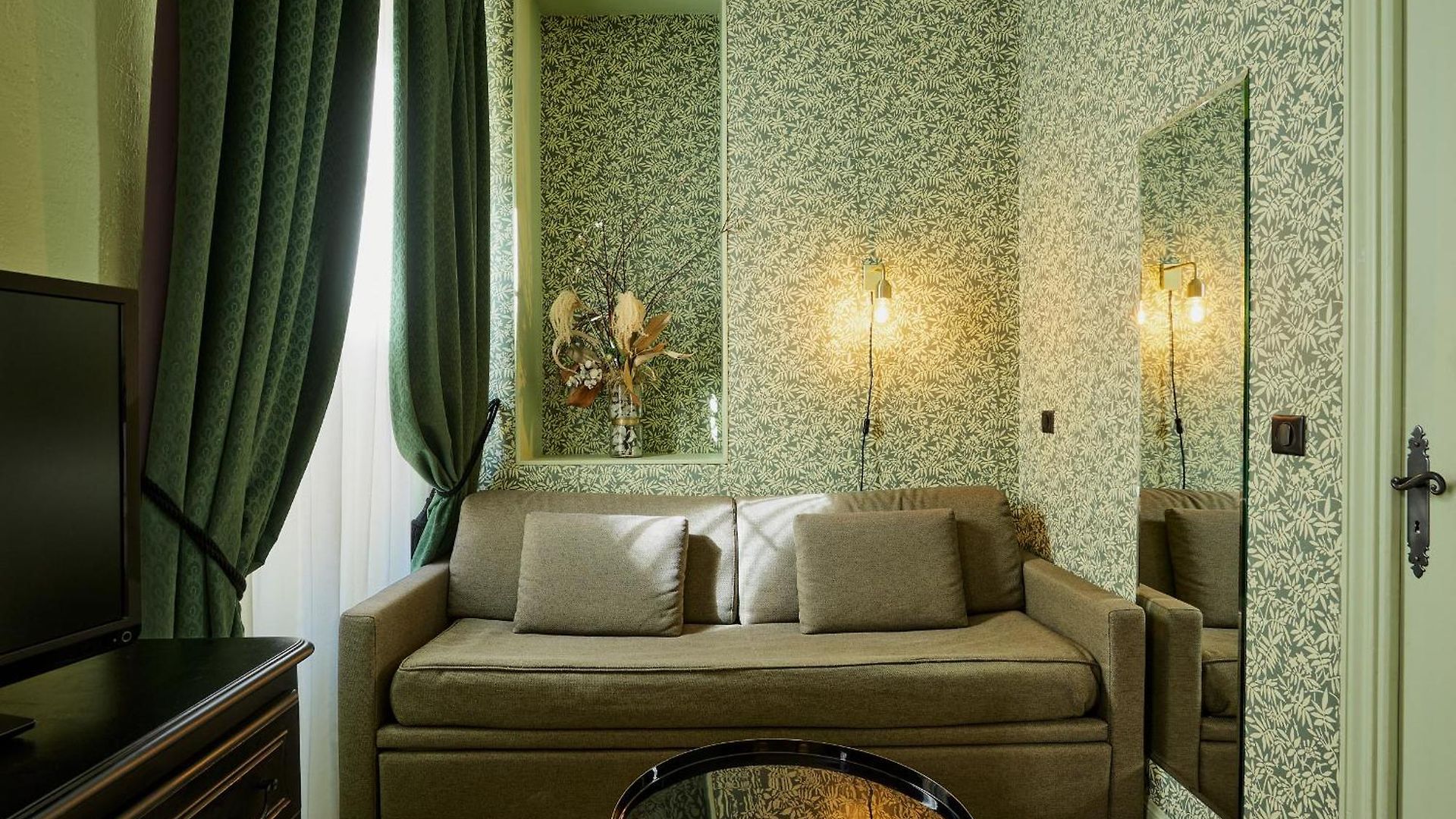 Le Grimaldi By Happyculture Hotel