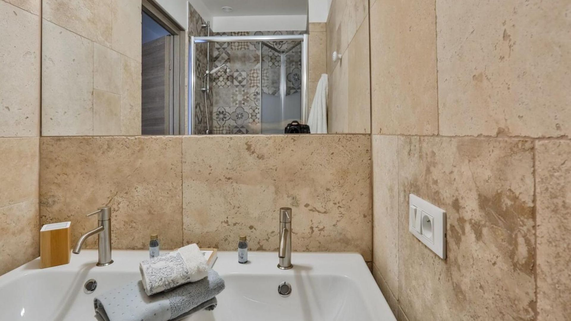 My Casa - Garib - Place Garibaldi - 4 Bedrooms - Balcony Appartement