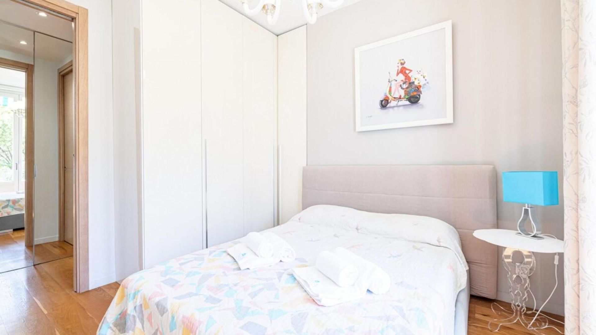 Joffre 49-d - Charming 2 Bedroom - Carré D'or Appartement *