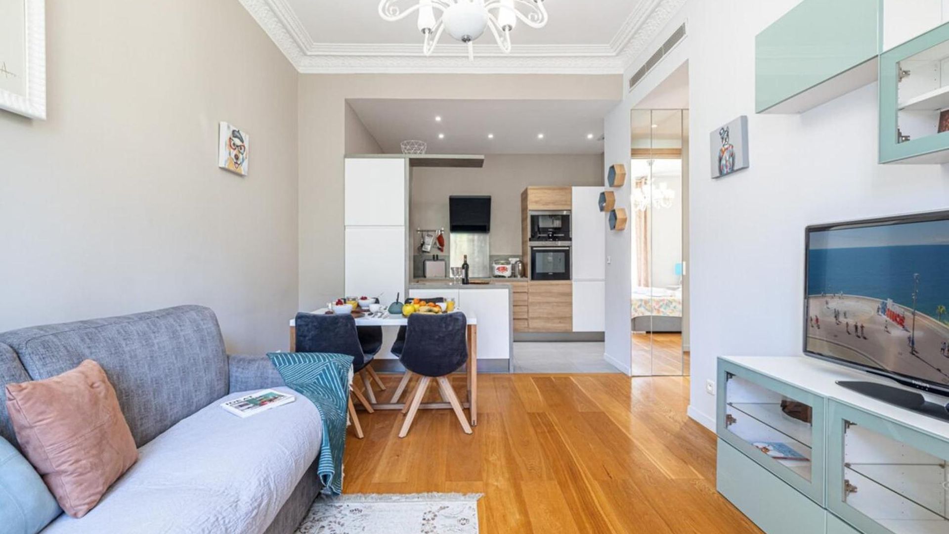 Joffre 49-d - Charming 2 Bedroom - Carré D'or *