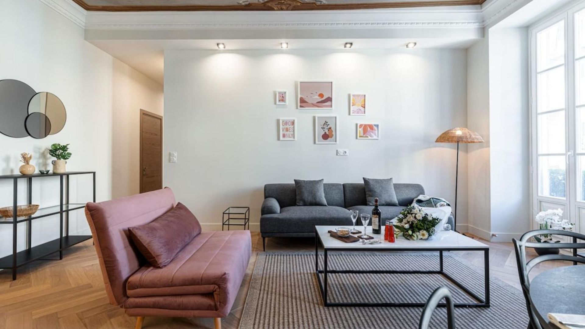My Casa - Philibert - Traditional With Historical Fresc Apartment Nice