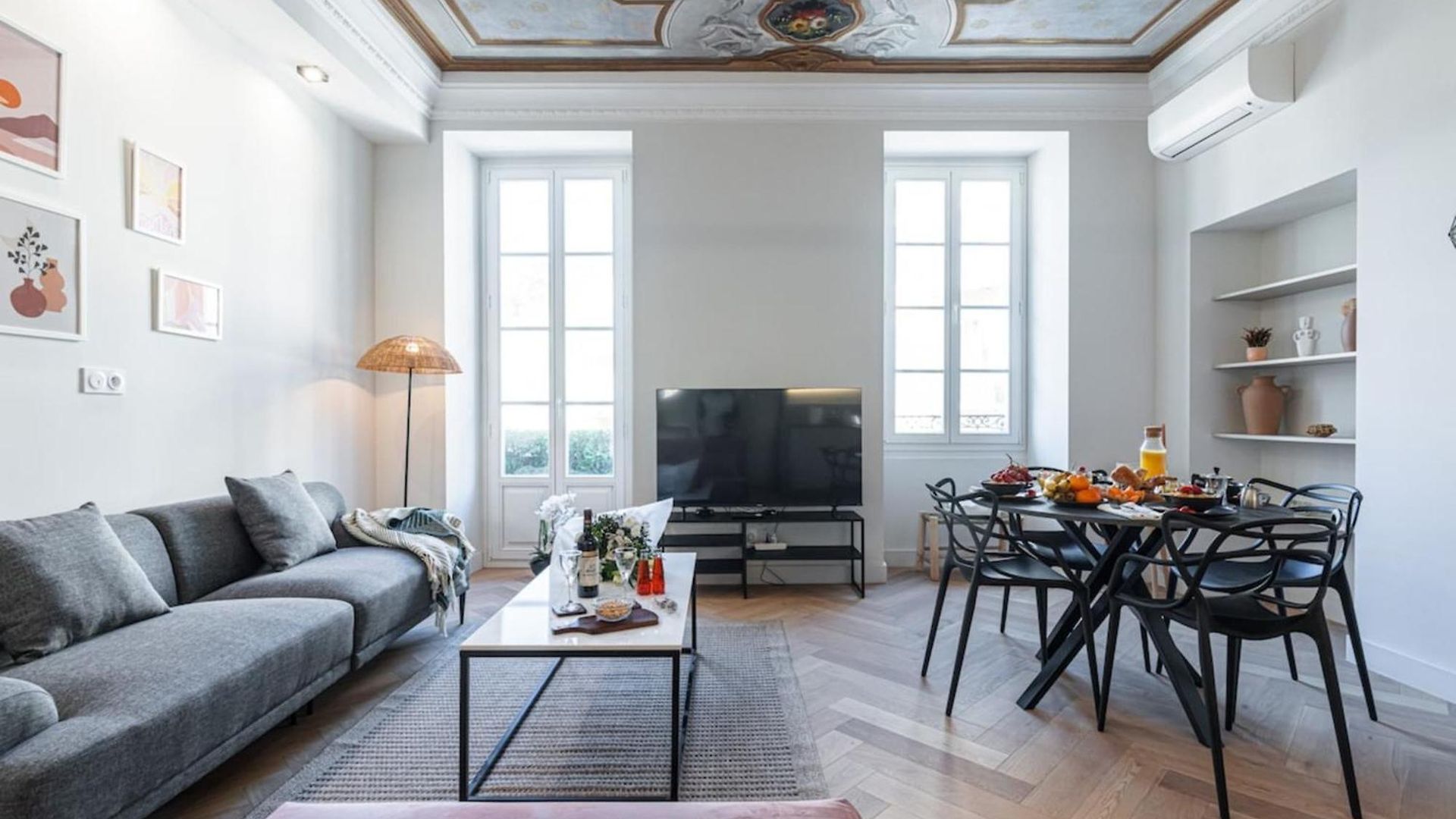 Apartment My Casa - Philibert - Traditional With Historical Fresc