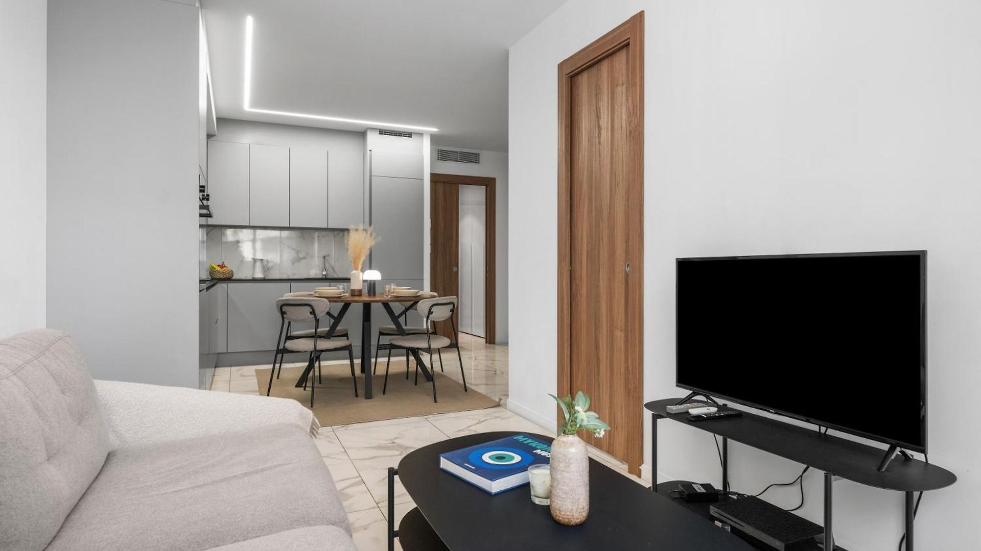 - Mordern Sea Close Apartment Nice