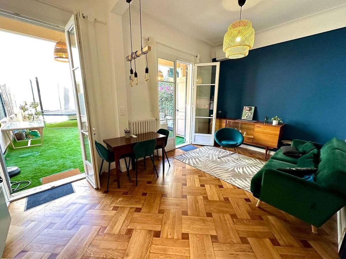 Wonderful And Garden Heart Of Apartment *