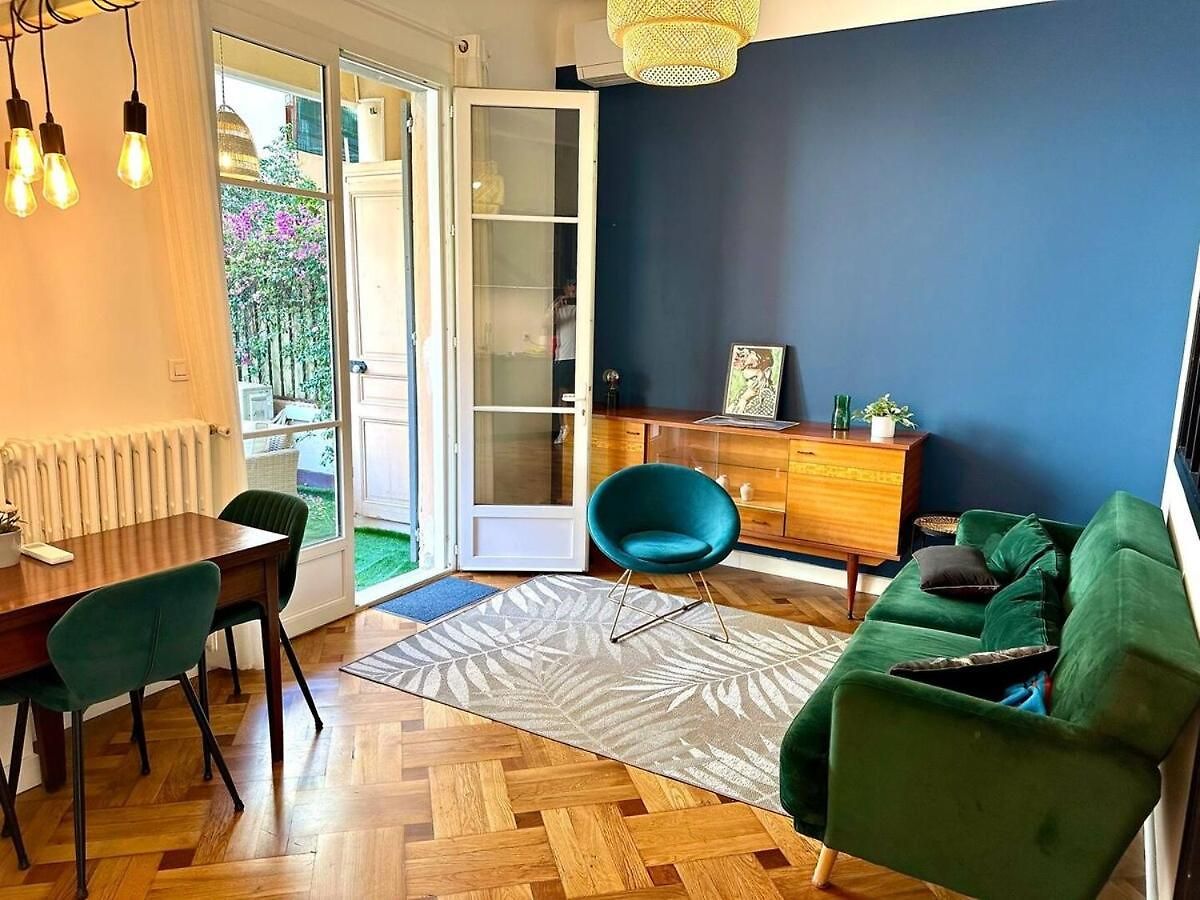 Wonderful And Garden Heart Of Apartment *