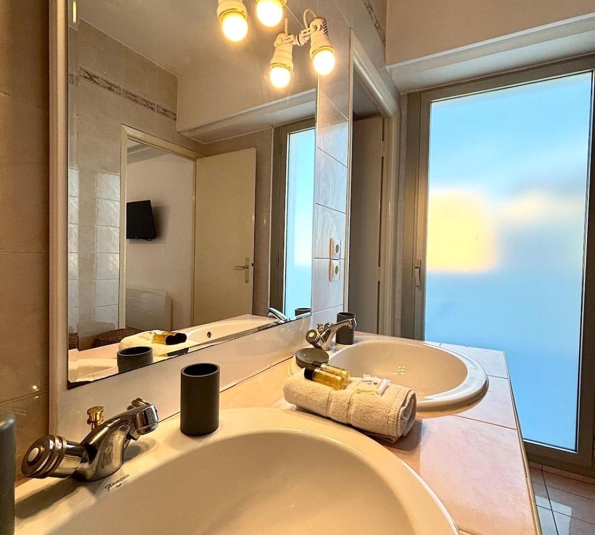 Apartment Nice, Exceptional Sea View, Floor, Parking *