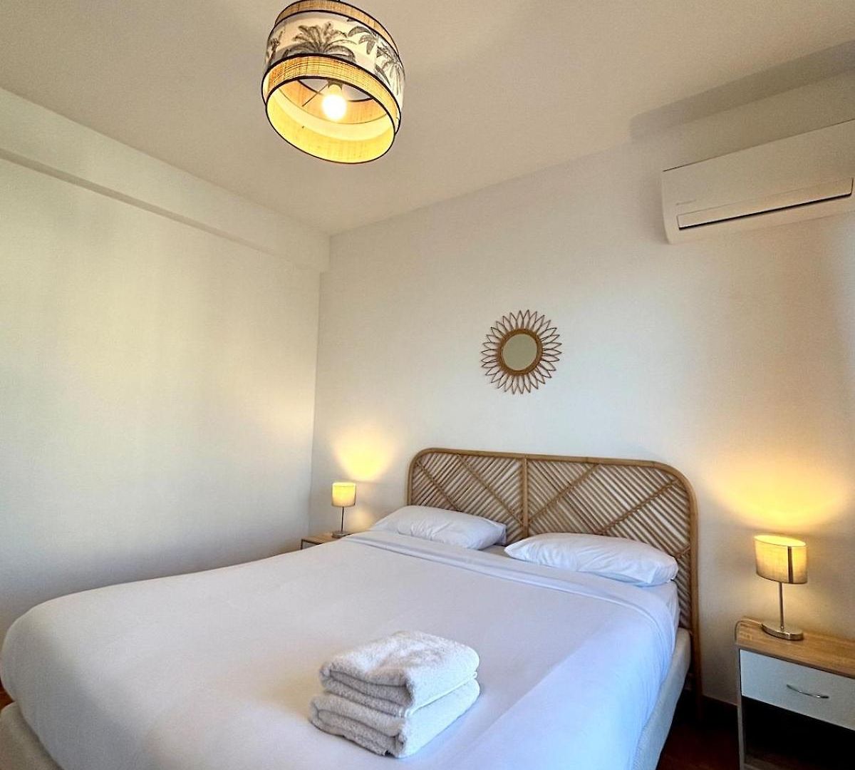 Nice, Exceptional Sea View, Floor, Parking Apartment Nice