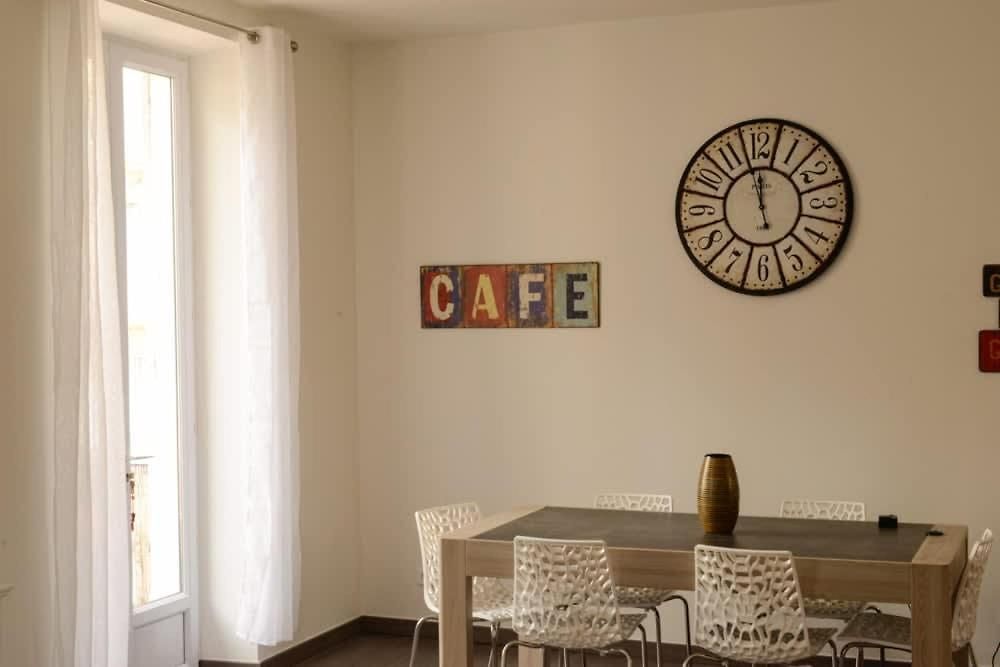 Hype-center Balcony 3br Ac Near Tram For6 Guests Nice