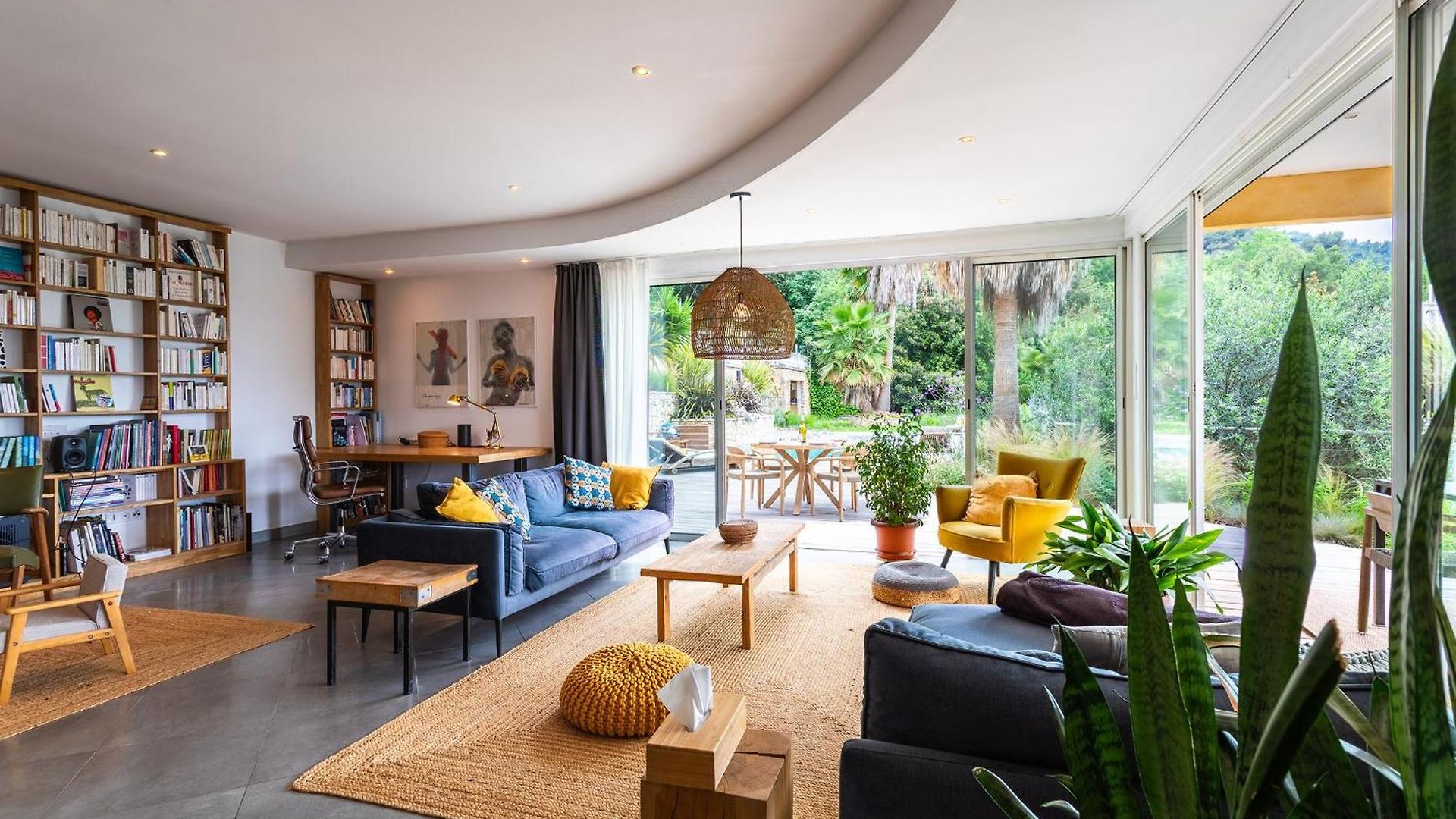 Villa Nidazur Vi4413 By Riviera Homes *