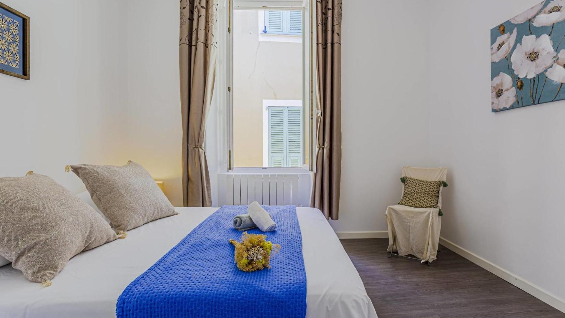 My Casa - Guisol - Typical 3 Bedroom Ac Near Port
