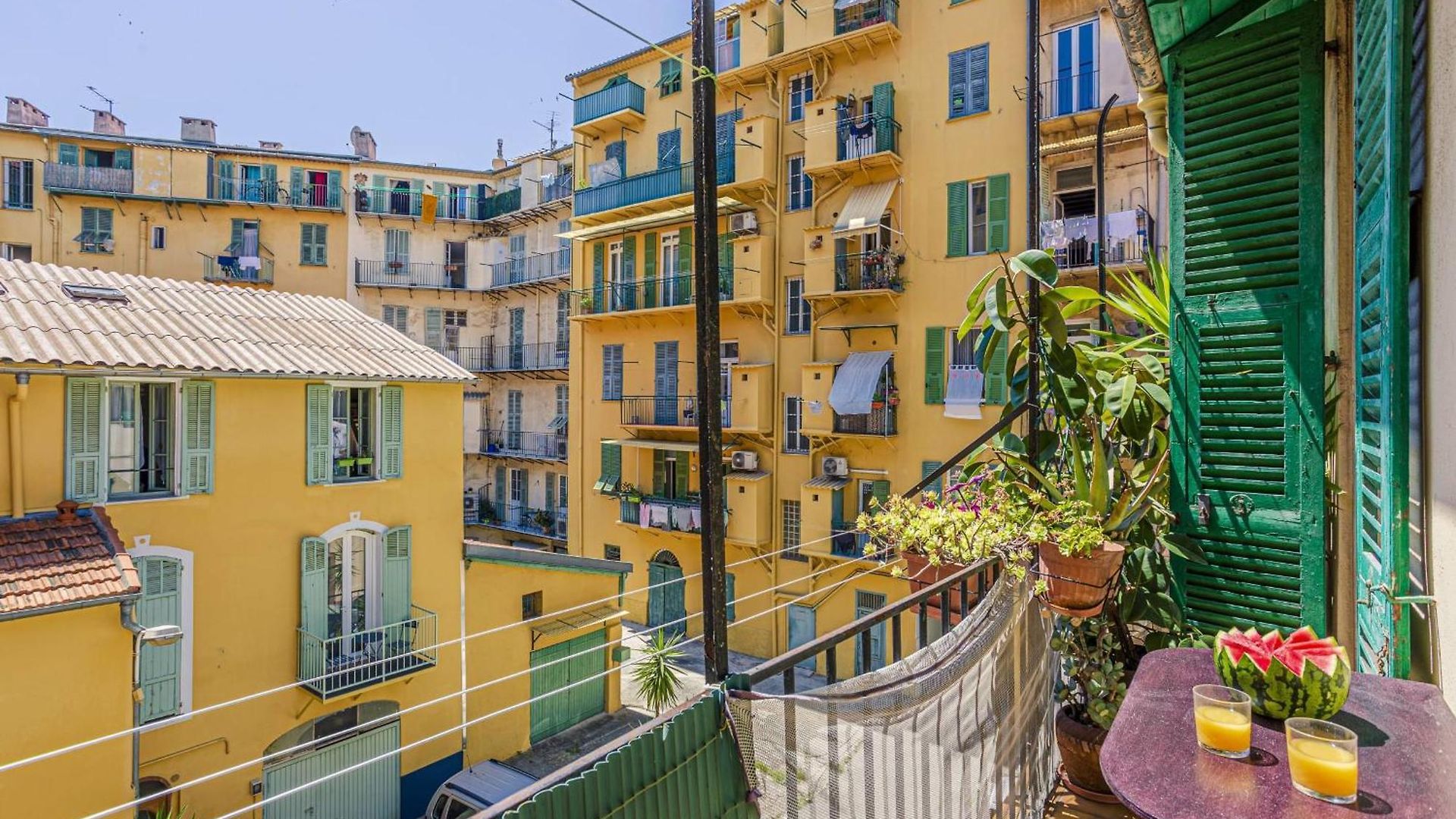 Appartement My Casa - Guisol - Typical 3 Bedroom Ac Near Port