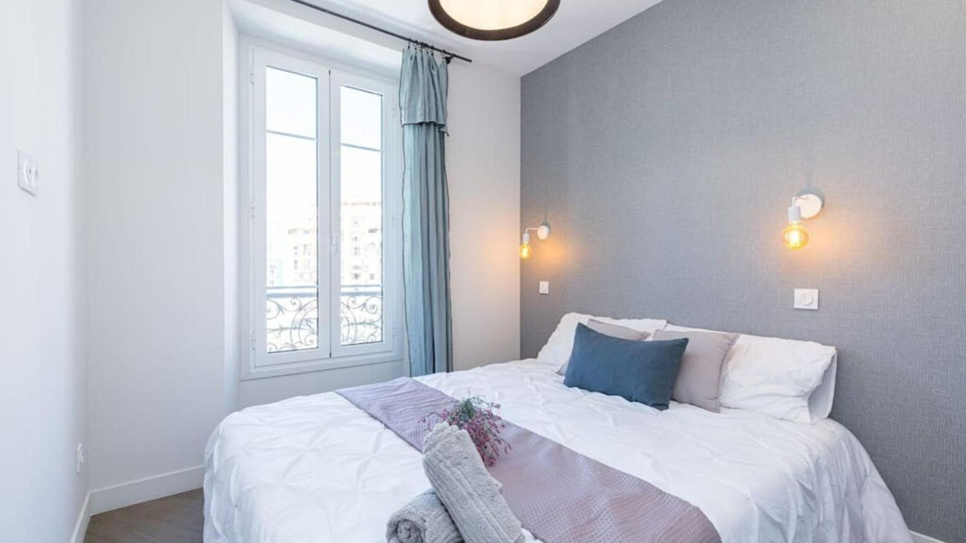 Bavastro - The Port - New 2 * Nice