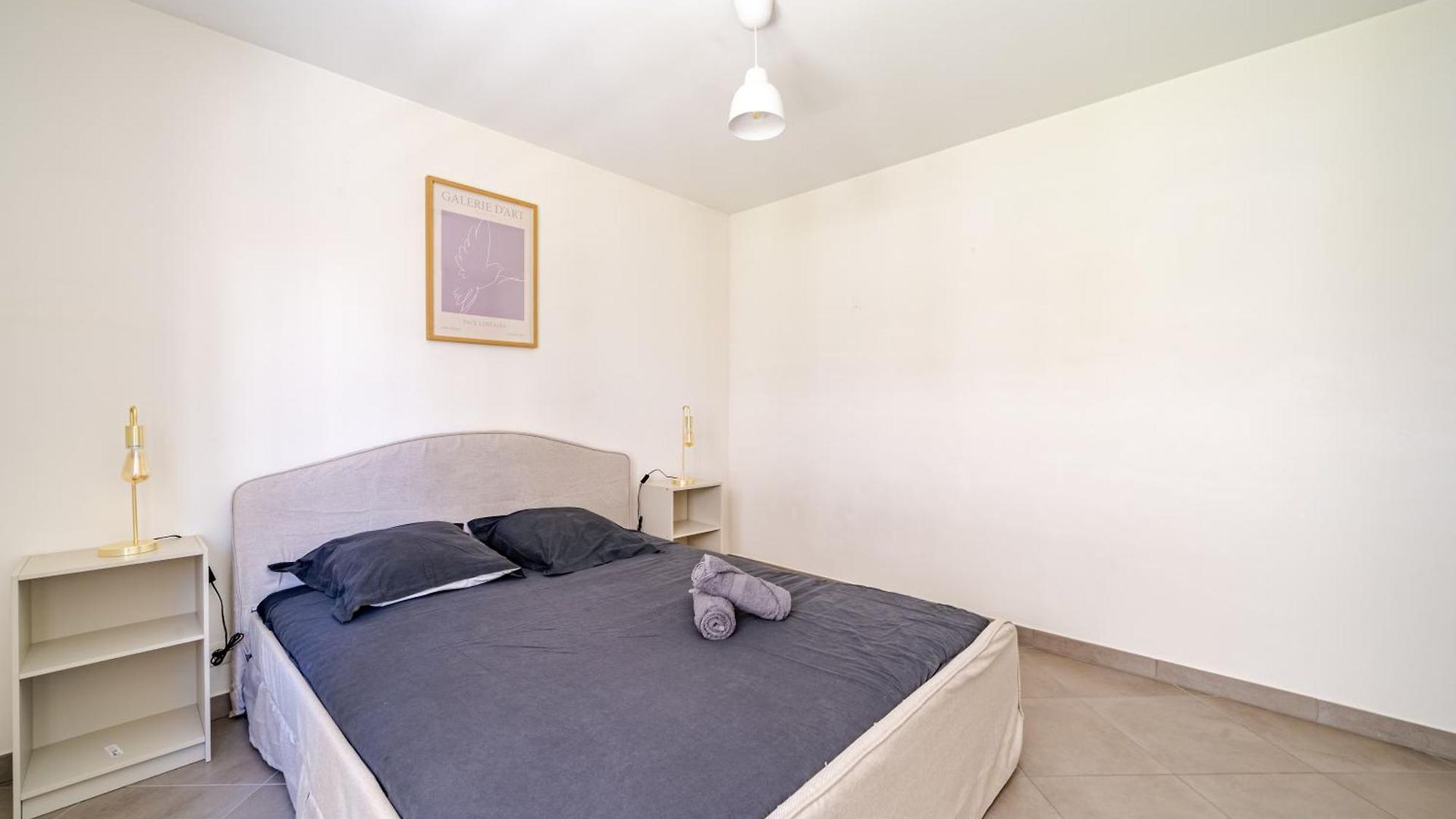 Cozy 2p Port De Garage Apartment *