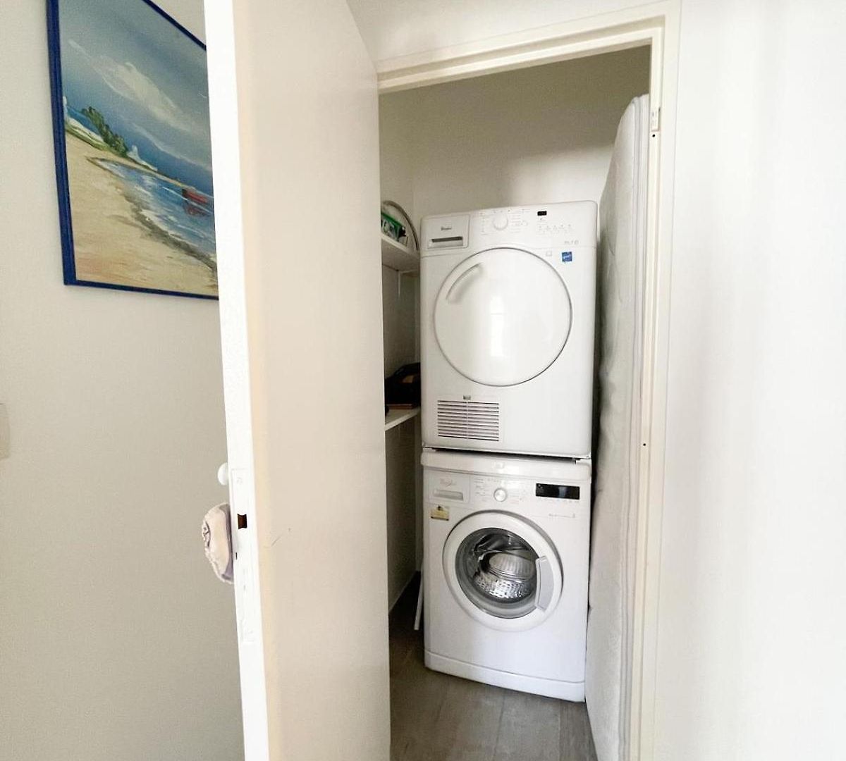 Spacious 2 Bedrooms With Parking To Port Of Apartment Nice