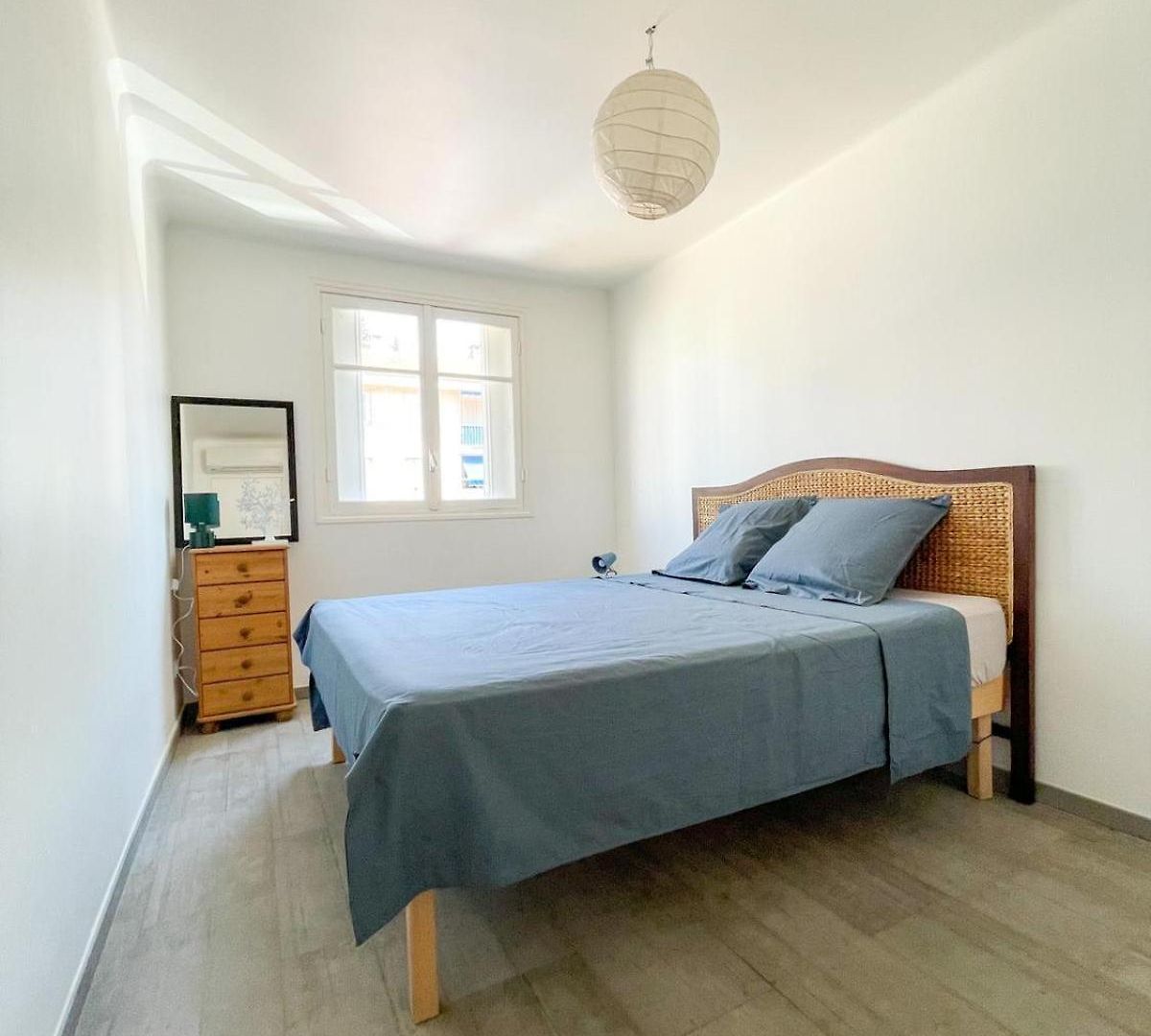 Apartment Spacious 2 Bedrooms With Parking To Port Of Nice