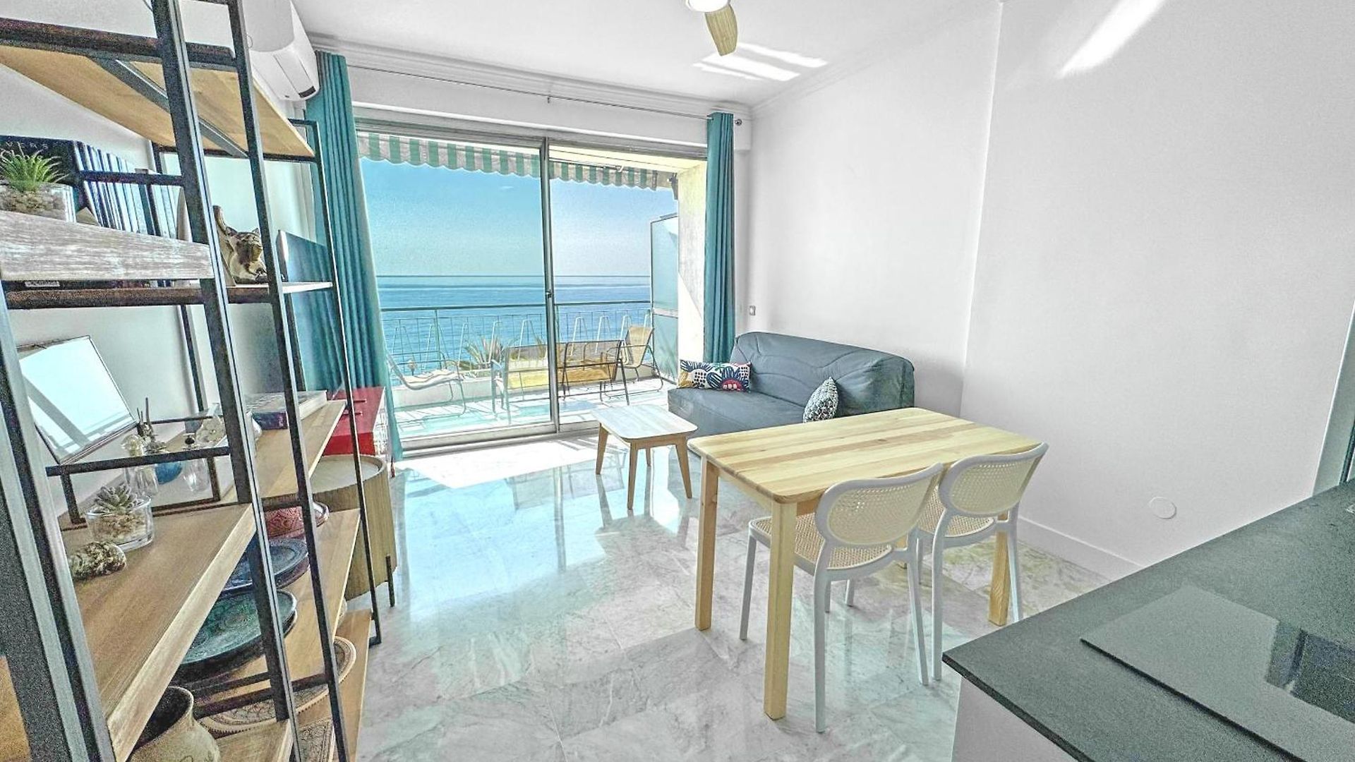 Sea Front Saphir Appartement *