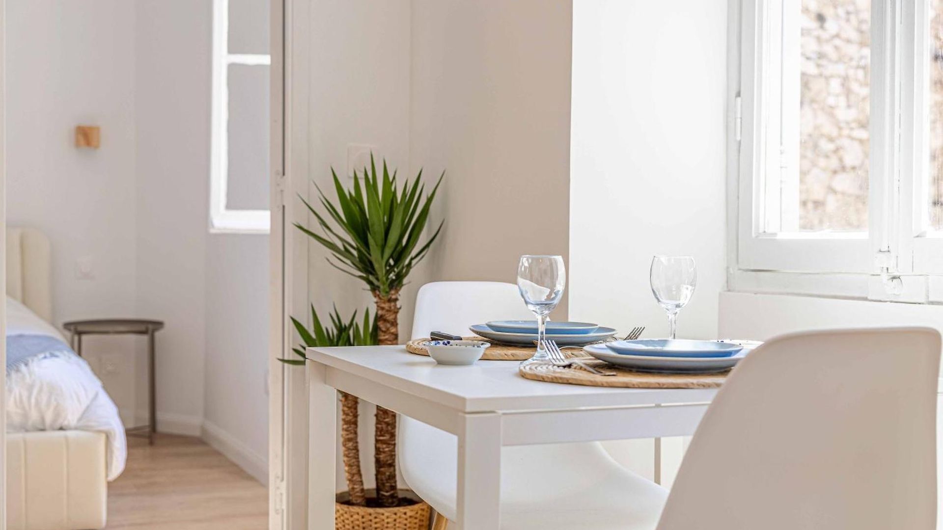 Neuf 2 Pieces Port Apartment