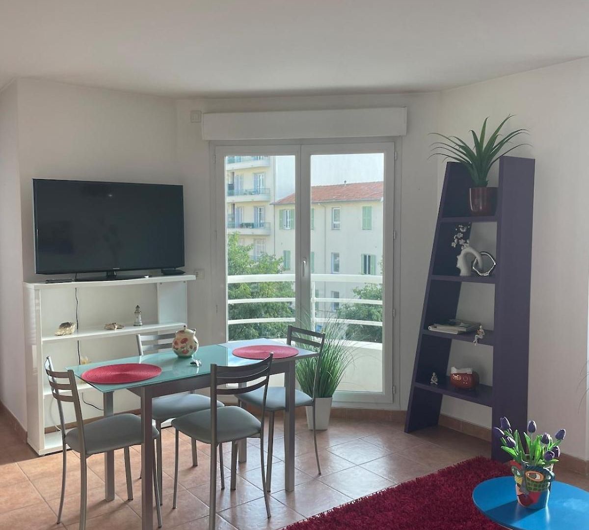 Appartement Comfy 2 Min To - Ac