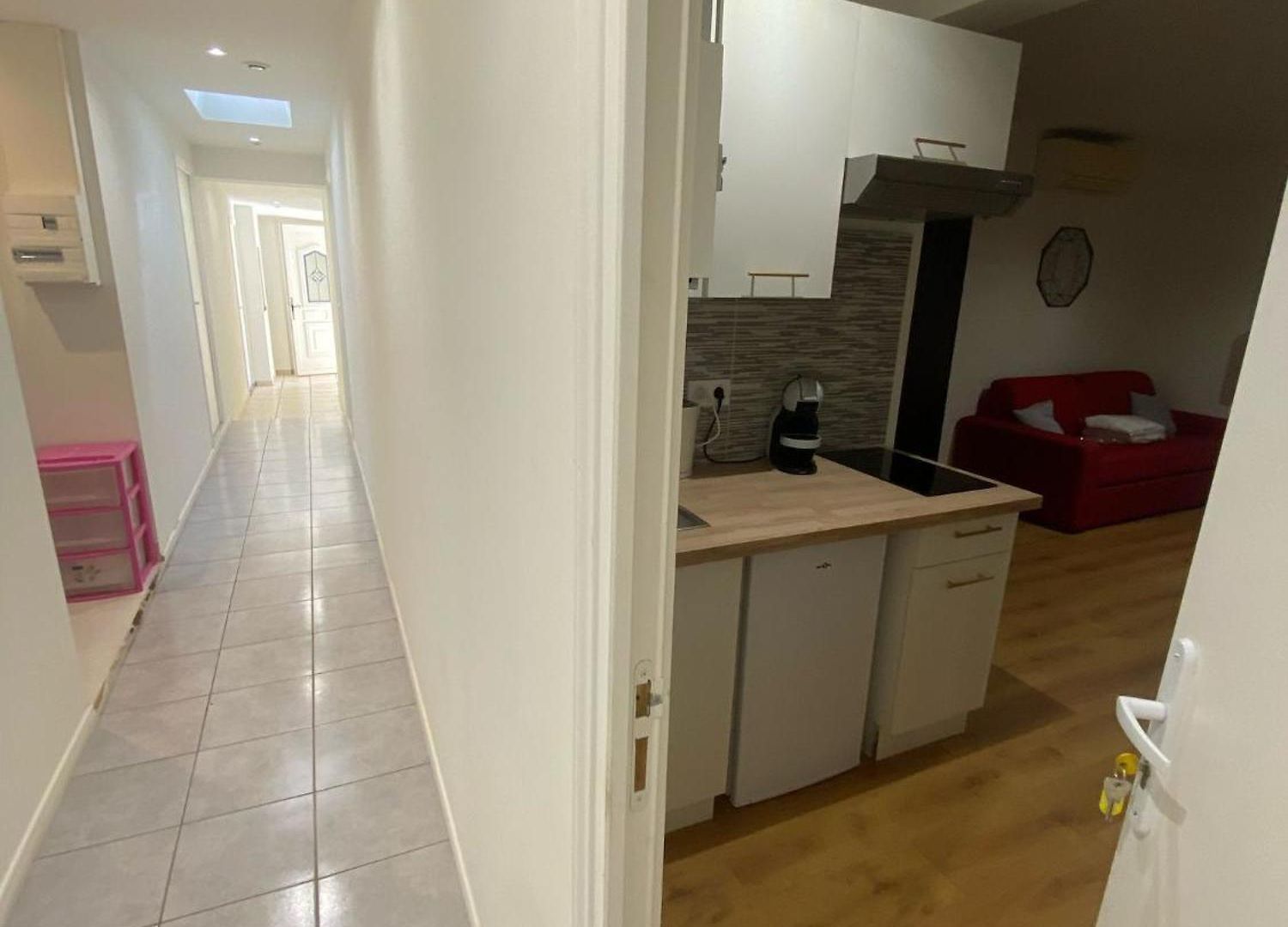 Cassin - Next To Tramway Line 2 Near Airport *