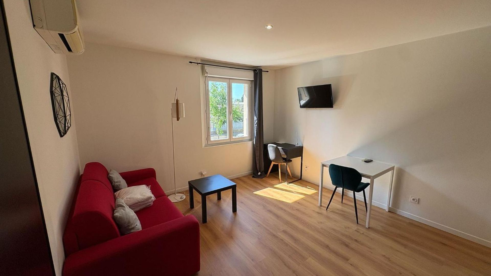 Cassin - Next To Tramway Line 2 Near Airport Appartement *