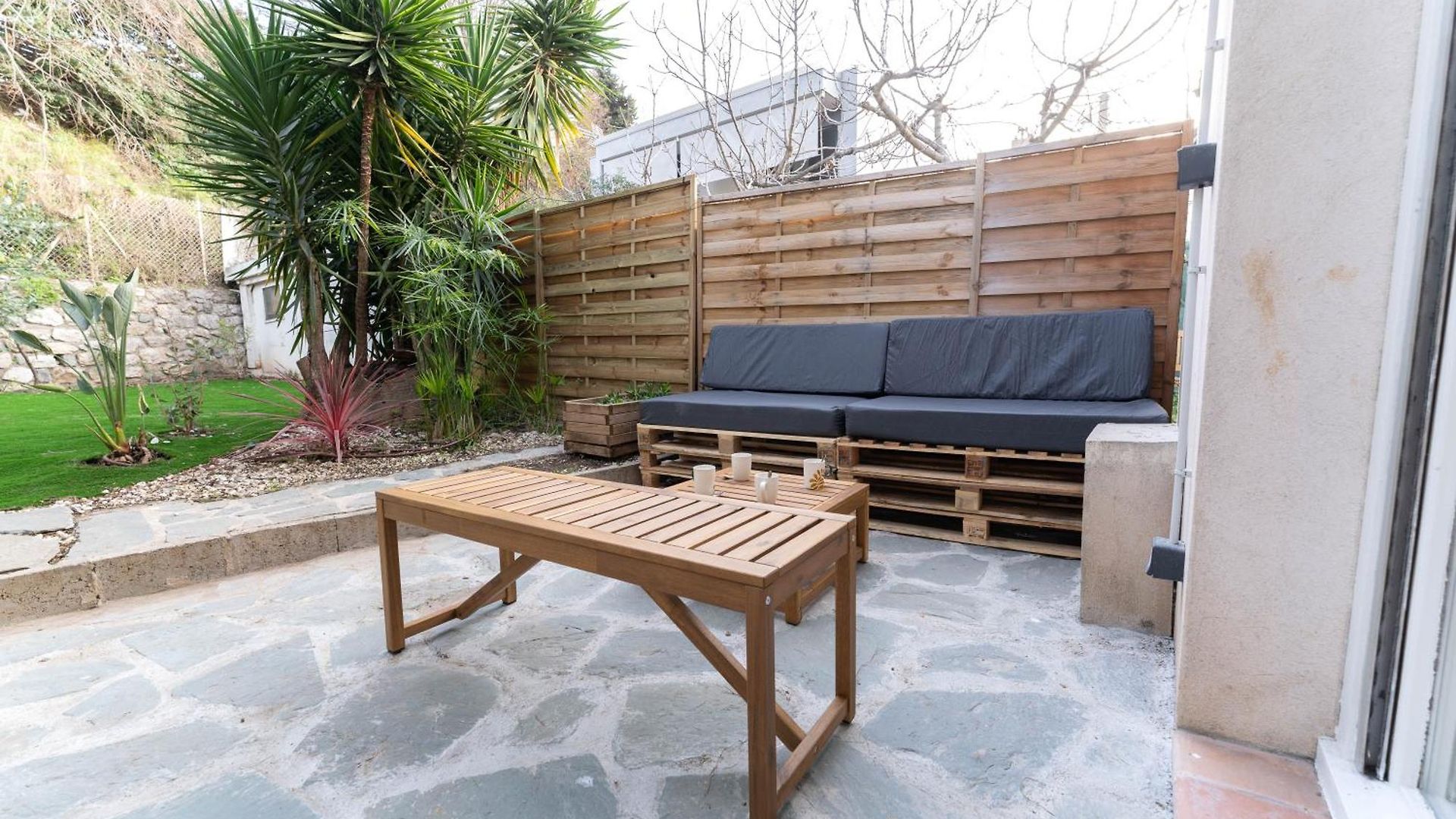 Apartment Magnifique Rez De Jardin Port