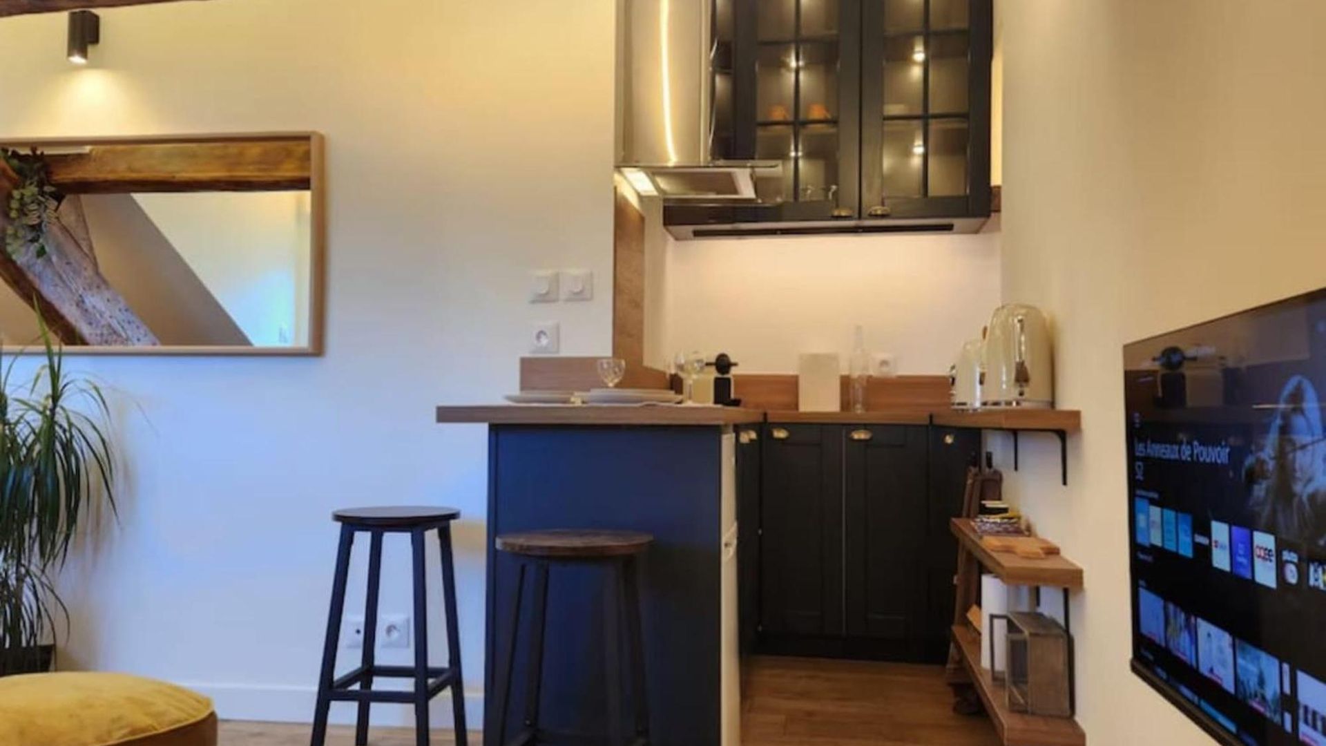 Grimaldi - Sous Les Toits De Appartement