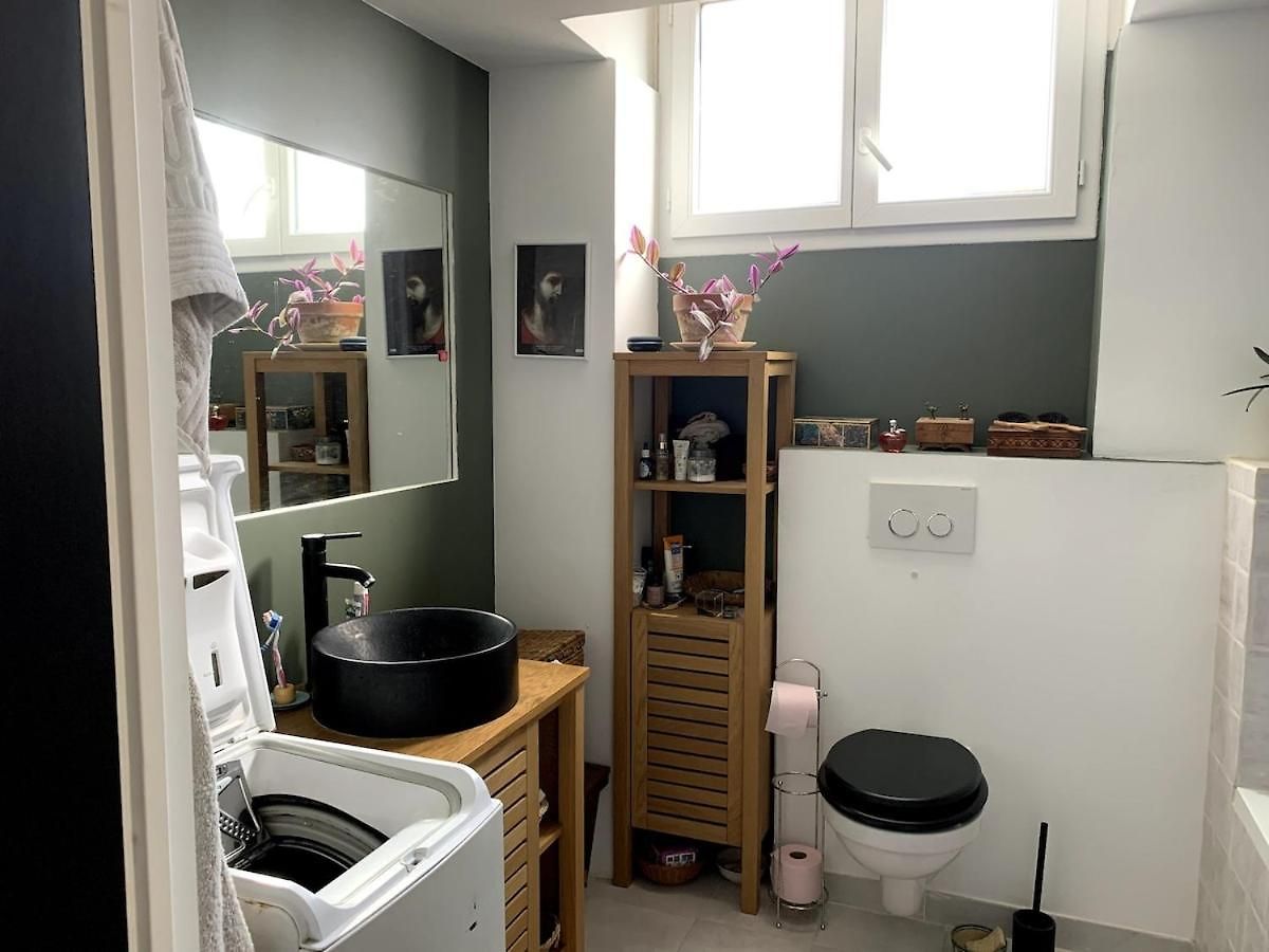 3-r Bright, Within 15 Min Walk Appartement *
