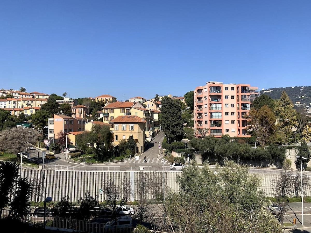 Appartement 3-r Bright, Within 15 Min Walk *