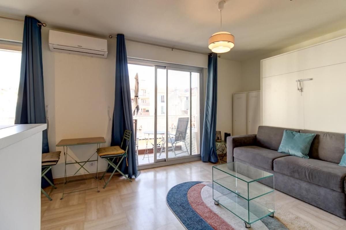 Cozy With Balcony - Garibaldi Port Nice